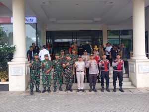 Apel Kesiapan Pengamanan Malam Takbiran Hari Raya Idul Fitri 1446 H dan Arus Mudik Tahun 2025 di Koramil Jatinegara