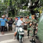 Batalyon Arhanud 6/BAY Gelar Kegiatan Sosial “Jumat Berbagi” dengan Bagikan Nasi Kotak untuk Buka Puasa di Tanjung Priok