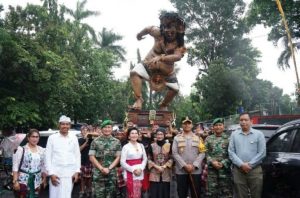 Wali Kota Kediri Ikuti Upacara Taur Agung Kesanga, Bangun Kebersamaan dan Jaga Toleransi di Kota Kediri