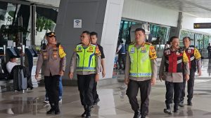 Kapolresta gelar patroli, pastikan keamanan jelang arus balik di Bandara Soekarno Hatta