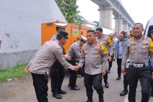 Kapolda Metro Cek Tol Japek, Perintahkan Lalin Prioritas untuk Arus Balik