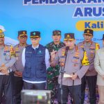 Polri Lepas Flag Off One Way Nasional Arus Balik Lebaran 2025 di KM 414 Sampai KM 70 Hari Ini