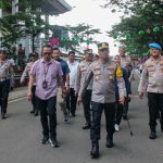 Kapolres Metro Jakarta Timur Tinjau Pengamanan TMII Saat Libur Lebaran