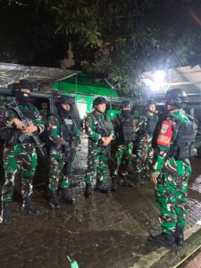 Koramil 08/Duren Sawit Gelar Patroli Keamanan