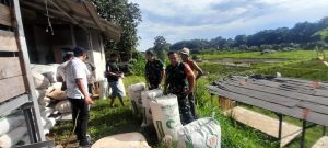 Pastikan Penyerapan Gabah Oleh Bulog Lancar Dan Sesuai Harga, Babinsa Kodim 0507/Bekasi Lakukan Pendampingan Poktani