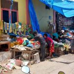 DPC GRIB JAYA Toba Bantu Warga Tertibkan Pedagang Kaki Lima PKL