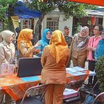 Babinsa Koramil 03/Senen Monitoring Kegiatan Posyandu dan Pemeriksaan Kesehatan Lansia
