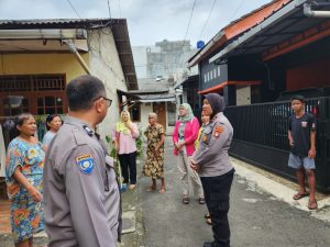 Cegah Pelecehan Anak, Polsek Ciputat Timur Sambangi Warga Gang Siap Serua