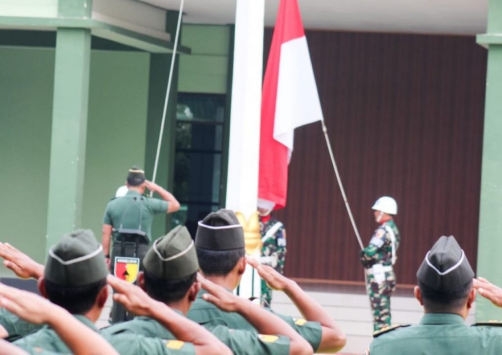 Kodim Bojonegoro Gelar Upacara Bendera Tujuh Belasan Bulan April 2025