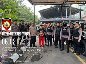 Remaja Bersenjata Celurit Ditangkap Saat Tawuran di Rel Senen