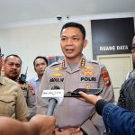 Kompolnas Tinjau TKP Pembakaran MOBIL Polisi Di Depok, Soroti Serius Penegakan Hukum