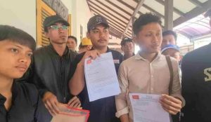 Diduga Korupsi Dana Desa,Oknum Kades Dilaporkan Warganya ke Kejari Blitar