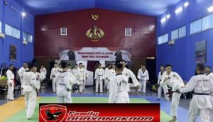 Satuan Brimob Polda Metro Jaya Gelar Latihan Beladiri Taekwondo di Aula Hartoyo Batalyon B Pelopor