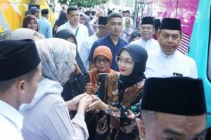 Mbak Wali Titip Do’a Buat Kota Kediri Saat Berangkatkan Ratusan Calon Jemaah Haji