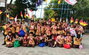 Meriah, SDN Ngronggo 3 Kota Kediri Gelar Persari