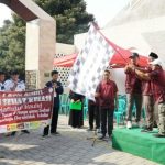 Wakil Walikota Gus Qowwim Berangkatkan Jalan Sehat Kreasi Haflatul Milad Ke-55 MTsN 1 Kota Kediri