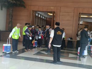 Keberangkatan Jamaah Haji Kloter 10 DKI Jakarta Dimulai, Proses Pemantauan di Asrama Haji Pondok Gede Berjalan Lancar