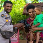 Satgas Humas Ops Damai Cartenz-2025 Gelar Kegiatan Humanis di Entrop, Jayapura
