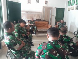 Tingkatkan Disiplin Anggota, Danramil 03/Pasar Rebo, Ciracas Ambil Jamdan