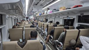 Lonjakan 65 % Penumpang di Longweekend Waisak, Daop 6 Perkuat Konektivitas Wisata dan Transportasi