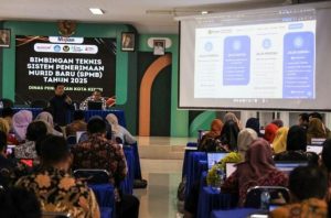 Dinas Pendidikan Kota Kediri Berikan Bimtek 150 Operator Tingkat TK Hingga SMP demi sukseskan SPMB tahun 2025/2026