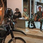 Sinergi TNI-Polri dan Linmas, Babinsa Jakamulya Gelar Patroli Malam Antisipasi Kamtibmas