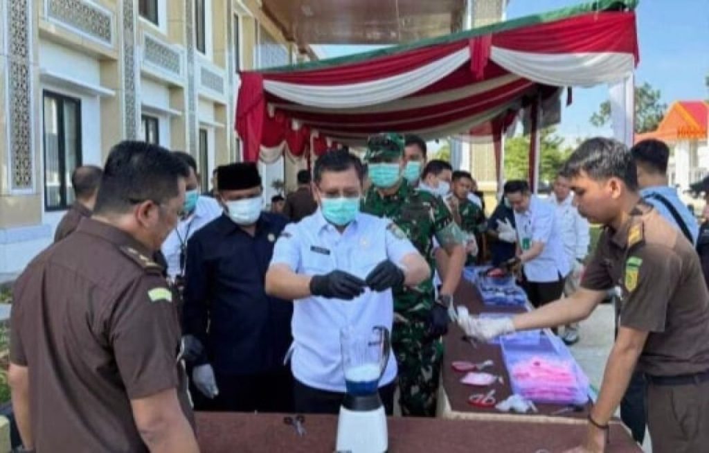 Wakil Bupati OKU Ir H Marjito Bachri Hadiri Acara Pemusnahan Barang Bukti Di Kejari OKU