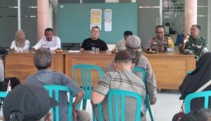 Empat Bulan PT DBK Lamongan Beroperasi Sudah Direcoki, Puluhan Masa Gelar Demo