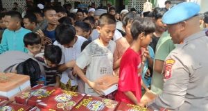 Polri Hadir di Tengah Umat: Kadiv Propam Polri Gelar Jumat Berkah di Masjid At-Tauhid, Tanjung Priok