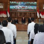 Serahkan SK Pengangkatan, Harapan Bupati Tuban CPNS Generasi Z Bisa Memberi Gagasan dan Ide-ide Baru