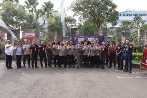 Kepedulian Sosial di Pelabuhan Tanjung Perak: Sespimmen Polri Dikreg 65 Gelar Bakti Sosial