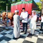 Kepedulian Sosial Polda Jatim Meningkat: 400 Sapi dan 1.042 Kambing Disalurkan untuk Iduladha 1446 H