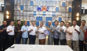 Dorong Pengembangan Stasiun Kereta Api Komisi C DPRD Lamongan Lakukan Kunjungan Kerja Ke PT KAI