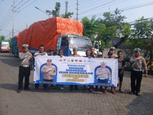 Satlantas Tanjung Perak Ajak Sopir Truk Wujudkan Jalan Bebas ODOL