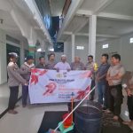 Meriahkan Hari Bhayangkara Ke 79, Polsek Laguboti Gelar Bakti Religi Bersih-Bersih Masjid