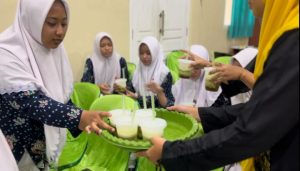 Inovasi Cerdas Unair: Cendol Daun Kelor dan Dimsum Bayam untuk Atasi Anemia Remaja Putri