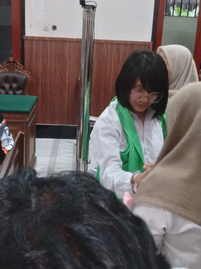Diduga Investasi Fiktif Rp 1,2 Miliar, Amelia Hutomo Chandra Resmi Didakwa Penipuan