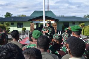 Tingkatkan Disiplin Prajurit, Dandim 1710/Mimika Berikan Penekanan Saat Apel Pagi