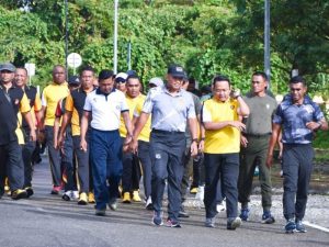 Sinergitas TNI-Polri: Kodim 1710/Mimika Ikuti Olahraga Bersama Dalam Rangka Hari Bhayangkara Ke-79