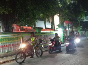 Patroli Gabungan TNI-Polri dan Linmas Jatibening Baru: Wujud Nyata Sinergi Jaga Keamanan Lingkungan