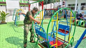 Korem 051/Wijayakarta Dan Masyarakat Gelar Karya Bhakti Di TK Kartika X-16 Mampang, Jakarta Selatan