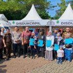 Kodim 0507/Bekasi Gandeng Disdukcapil Kota Bekasi Bantu Warga Urus Akta Kelahiran