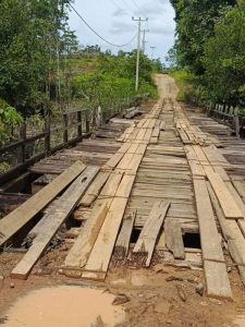 Jembatan Maut di Ketungau Hilir Menanti Perhatian Pemerintah