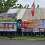 Danramil 08/Duren Sawit Pasang Spanduk Ucapan Selamat HUT Bhayangkara ke-79
