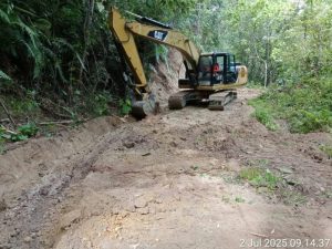 BPBD Humbahas Lakukan Penanganan Longsor Di Desa Parmonangan Kecamatan Pakkat