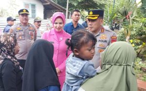 Pedihnya Duka Selat Bali, Polresta Banyuwangi Beri Perhatian Khusus Anak Korban KMP Tunu Pratama Jaya