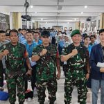 Tanamkan Cinta Tanah Air Sejak Dini, Danramil 01/Kranji Beri Pembekalan Bela Negara pada MPLS SMAN 8 Kota Bekasi