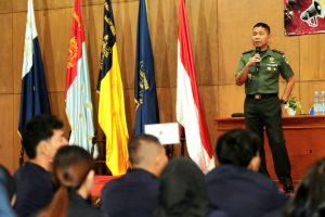 Membangun Fondasi Kepemimpinan Bangsa: Danrem 052/Wkr Berbagi Ilmu dengan Mahasiswa Pramita Indonesia