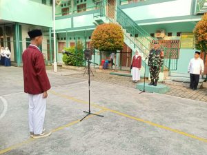 Tumbuhkan Cinta Tanah Air Sejak Dini, Danramil 01/Kranji Pimpin Upacara di Yayasan Nurul Huda Bekasi