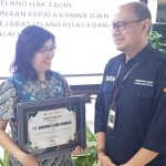 PT Anugrah Lelang Indonesia Raih Penghargaan Penyelenggara Lelang Mandiri Terbaik dari DJKN Jatim
